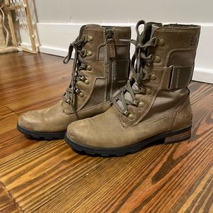 SOREL waterproof combat boots size 6